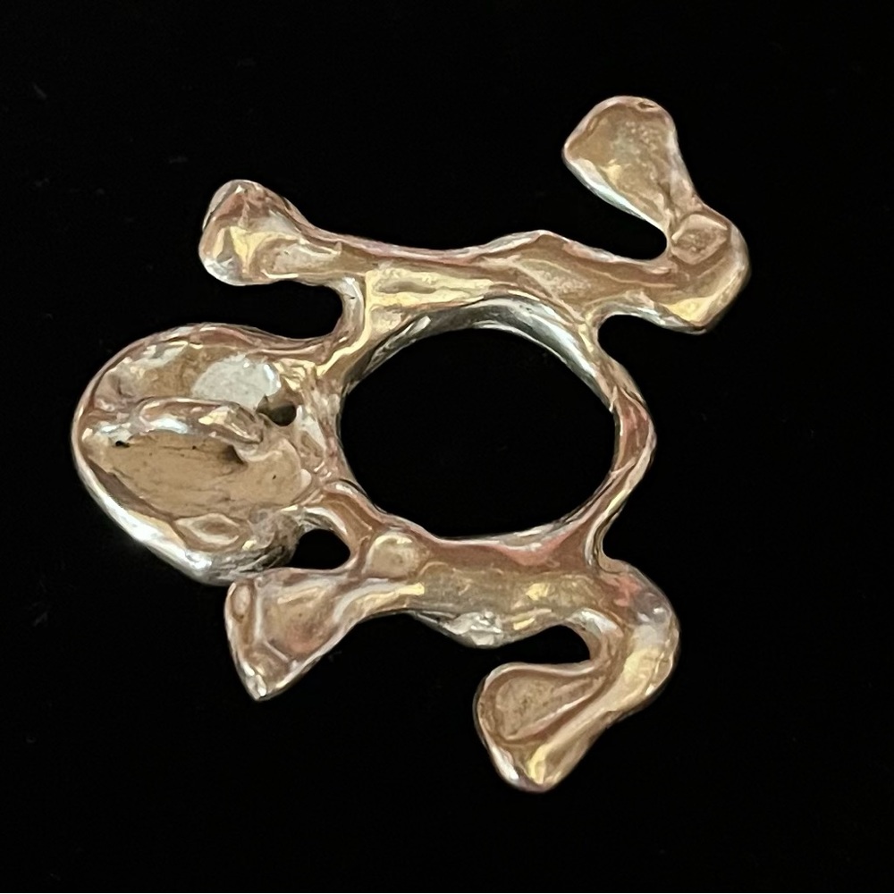 Sterling Silver Tree Frog Pendant - image 2